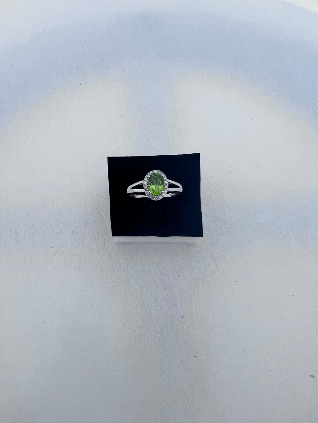 14K White Gold Oval Peridot & Diamond Halo Split Shank Ring