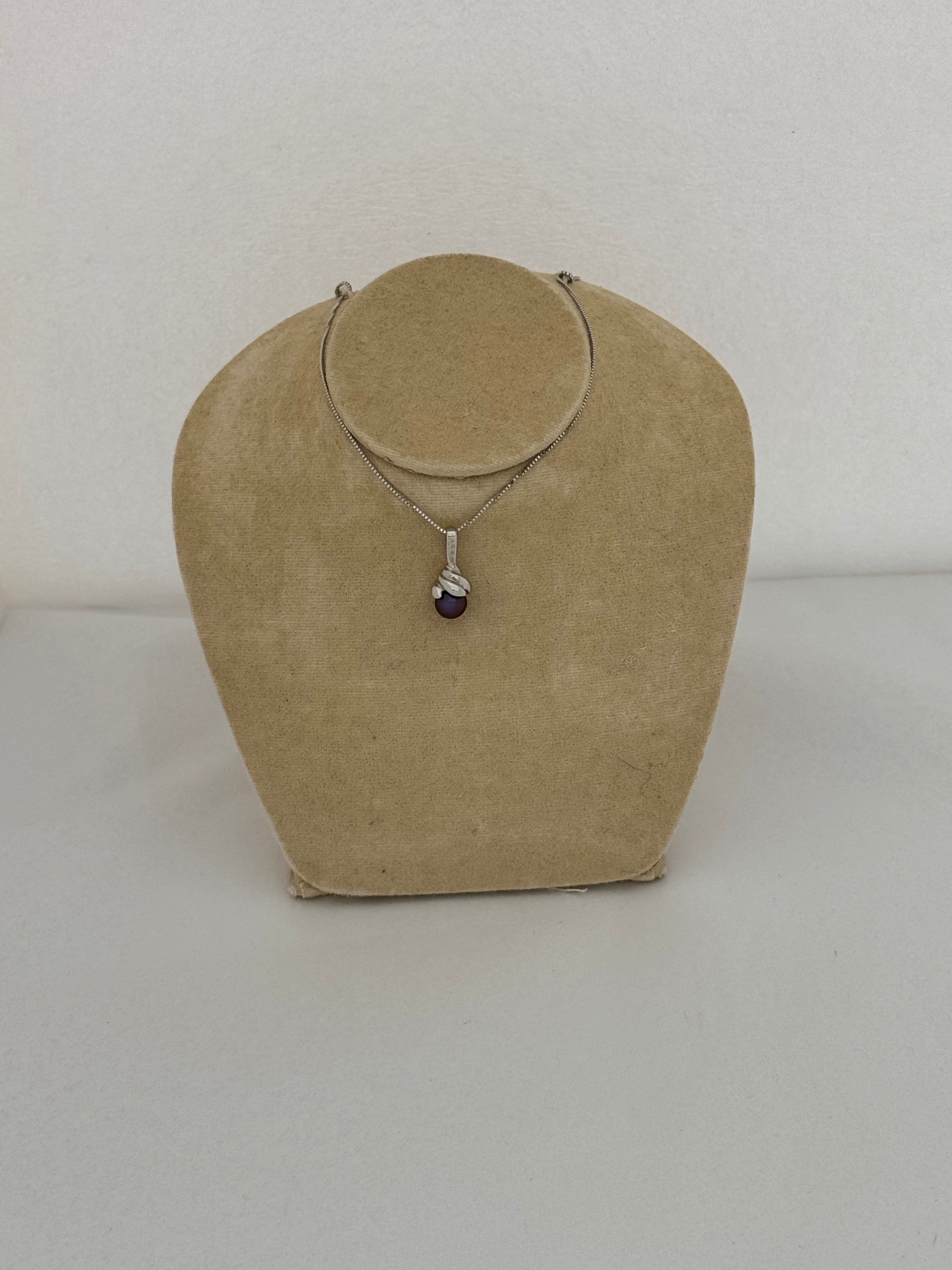 14K White Gold Black Pearl Swirl Pendant