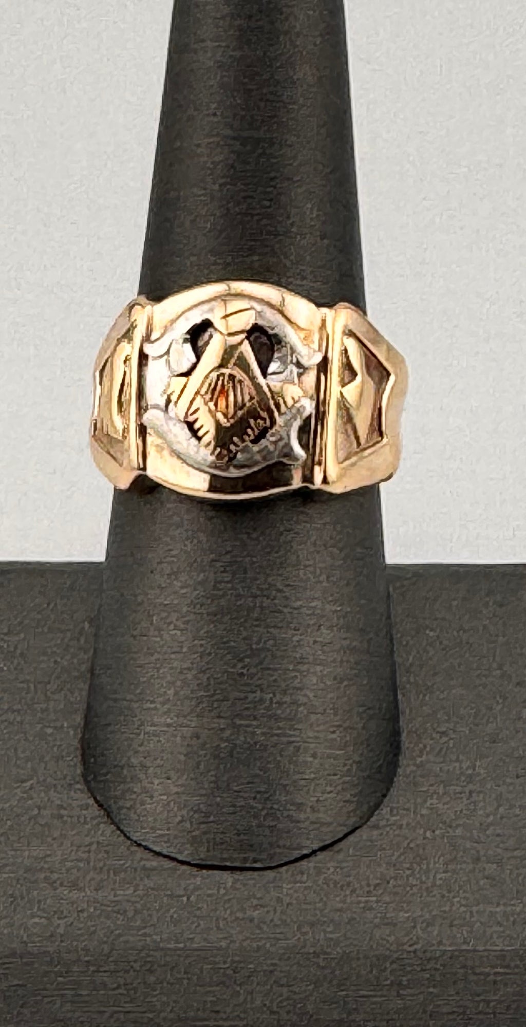 Men's Two-Tone Masonic Ring in 10K Yellow Gold