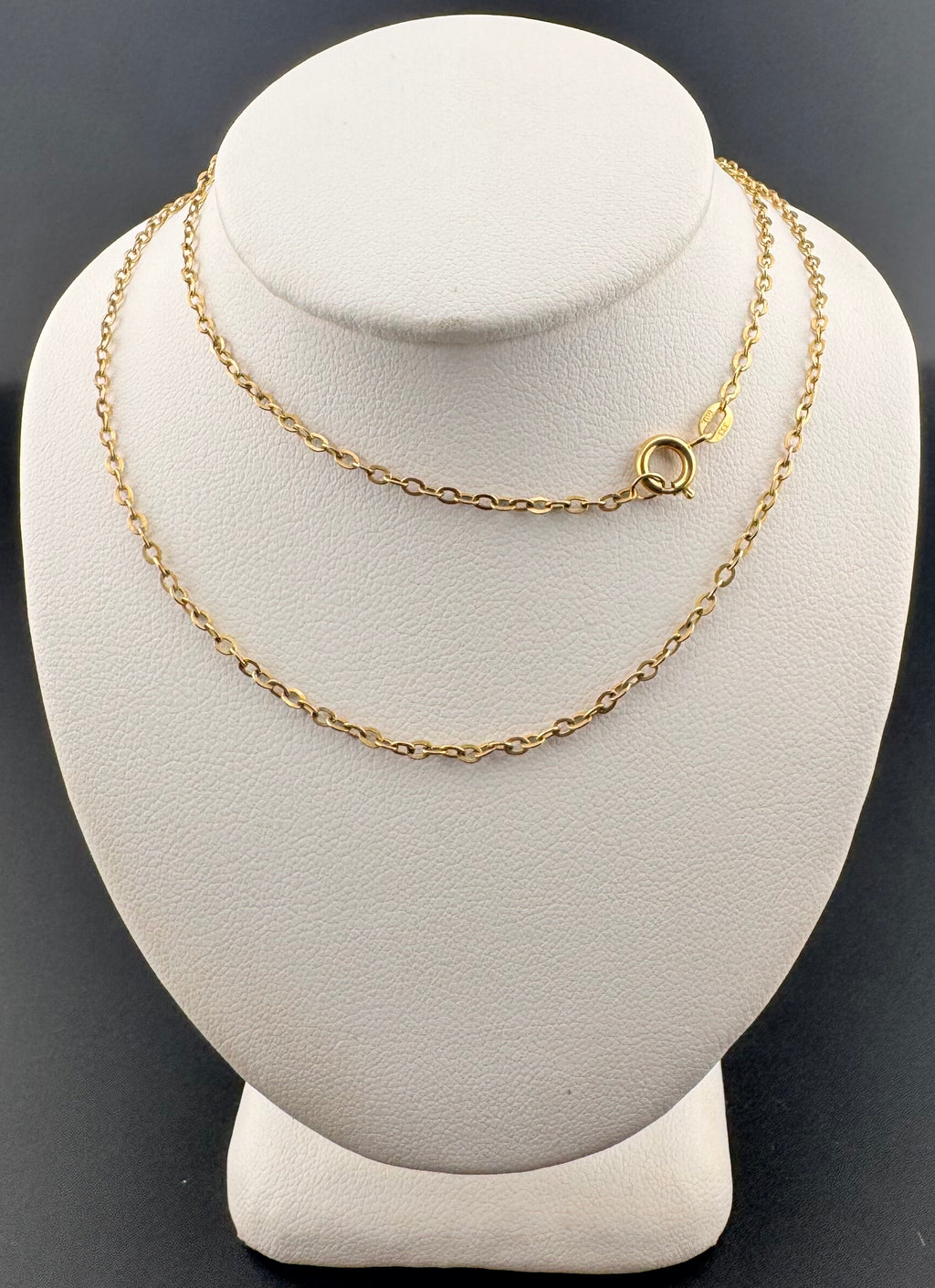 9 Karat Gold Chain with Spring Ring Clasp – 15 Inch