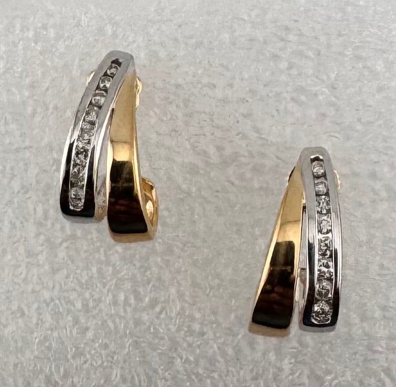 1/3 ctw Diamond J Hoop Earrings | 14kt Two-Tone Gold Fine Jewelry