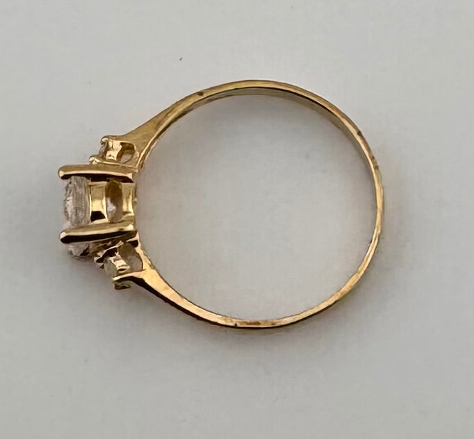 10K Yellow Gold Three-Stone CZ Ladies Ring | Square Shank | Previously Owned
