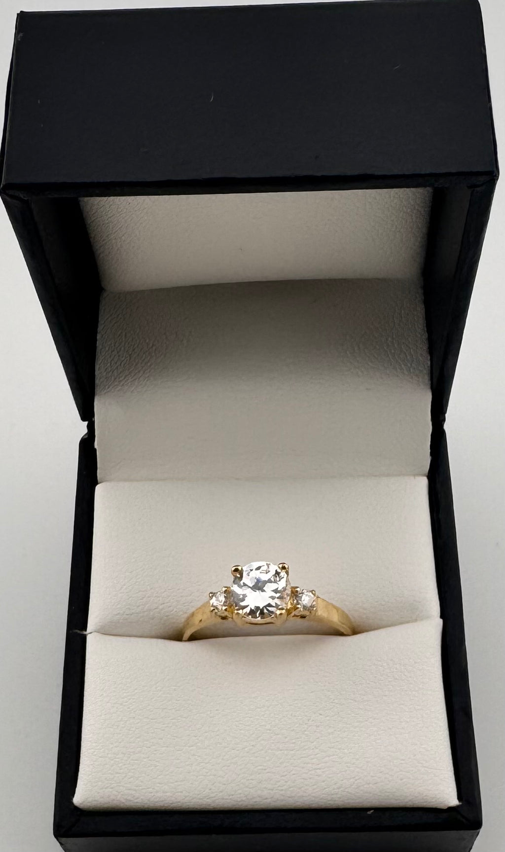 10K Yellow Gold Three-Stone CZ Ladies Ring | Square Shank | Previously Owned