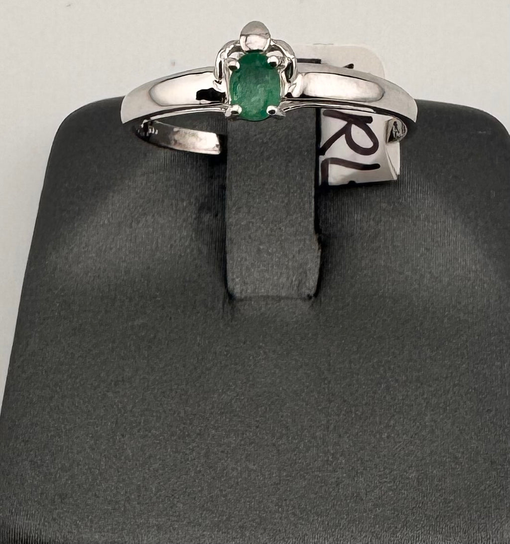 14K White Gold Oval Emerald Solitaire Ring | .18 ct
